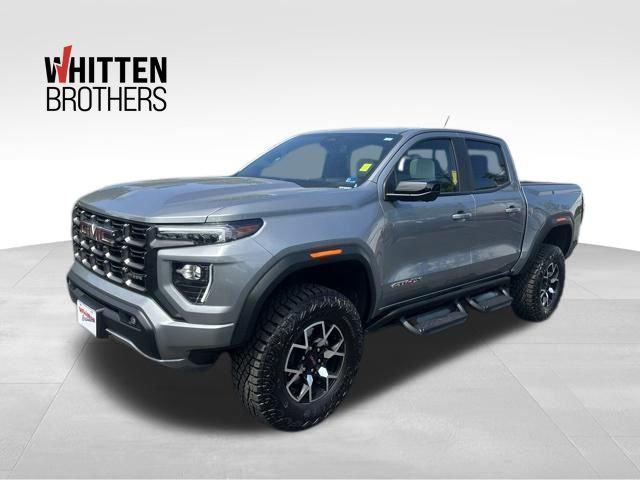 2025 GMC Canyon 4WD AT4