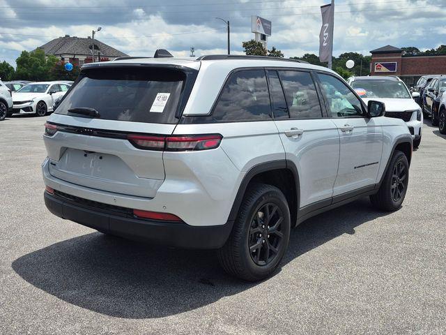 Used 2025 Jeep Grand Cherokee Altitude 4x4 For Sale in Florence, SC