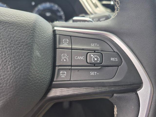 Used 2025 Jeep Grand Cherokee Altitude 4x4 For Sale in Florence, SC