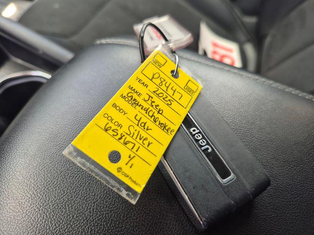 Used 2025 Jeep Grand Cherokee Altitude 4x4 For Sale in Florence, SC