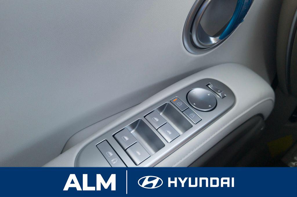 New 2026 Abyss Black HYUNDAI SEL 7P image 33