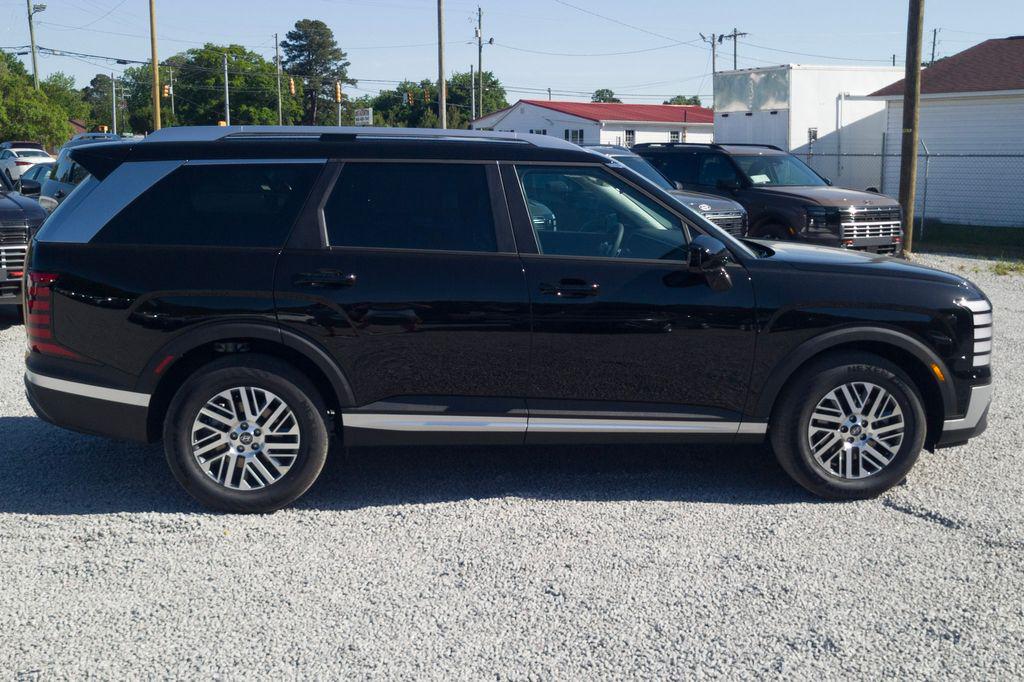 New 2026 Abyss Black HYUNDAI SEL 7P image 4