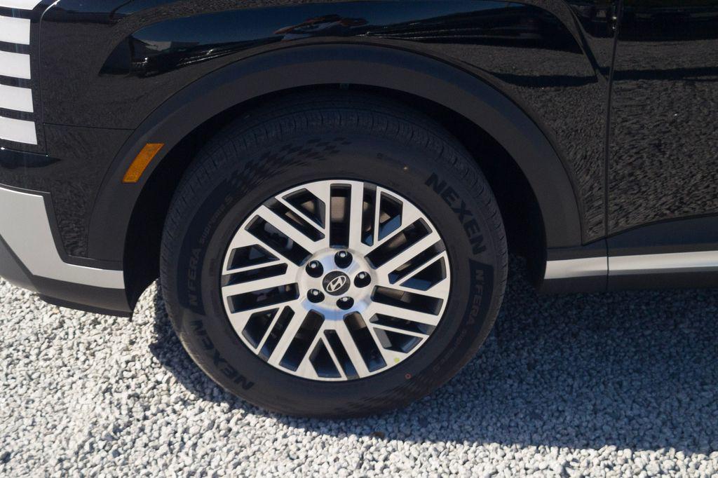 New 2026 Abyss Black HYUNDAI SEL 7P image 12