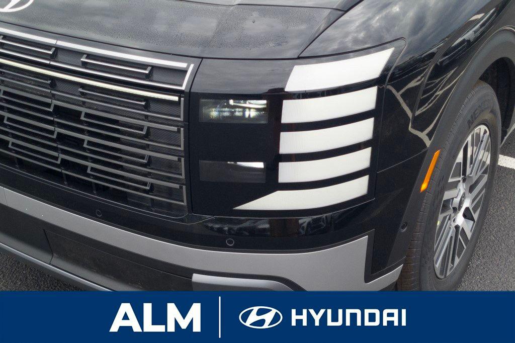 New 2026 Black Hyundai Blue SEL 8P image 13
