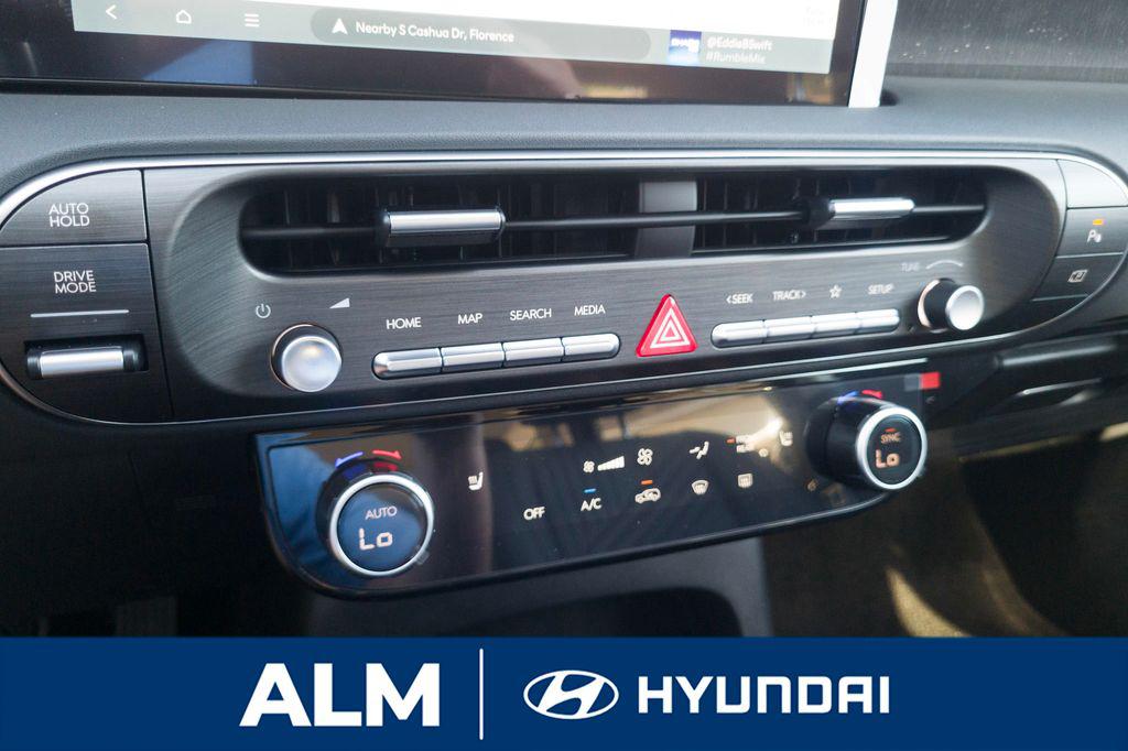 New 2026 Black Hyundai Blue SEL 8P image 24