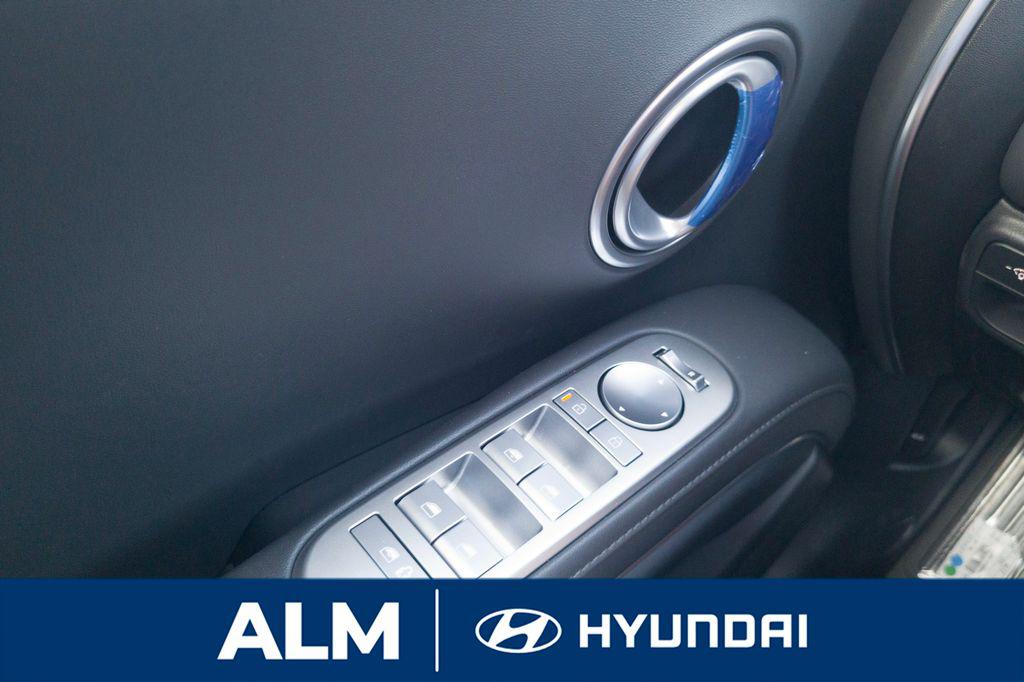New 2026 Black Hyundai Blue SEL 8P image 33