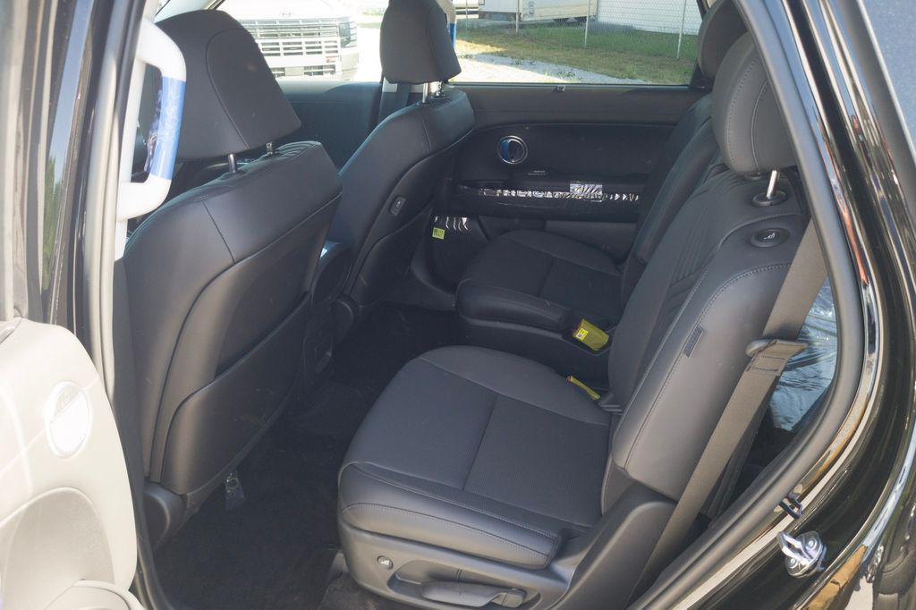 New 2026 Gray Pearl HYUNDAI SEL 7P image 16