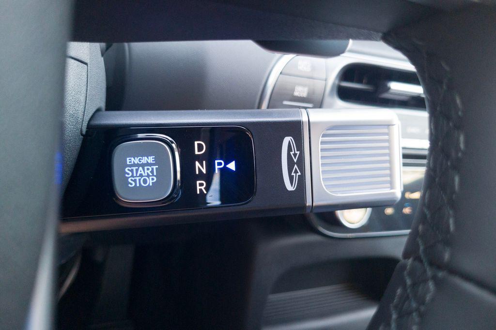 New 2026 Gray Pearl HYUNDAI SEL 7P image 27