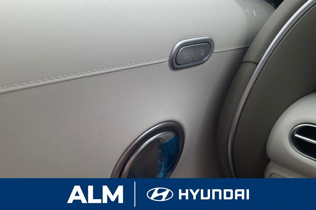 New 2026 Black Hyundai Blue SEL Premium 8P image 33