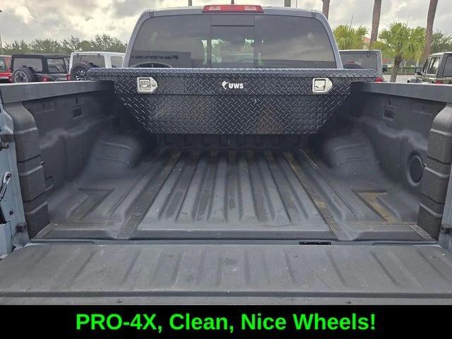 2024 Nissan Frontier Crew Cab PRO-4X 4x4