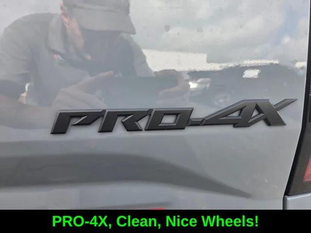 2024 Nissan Frontier Crew Cab PRO-4X 4x4