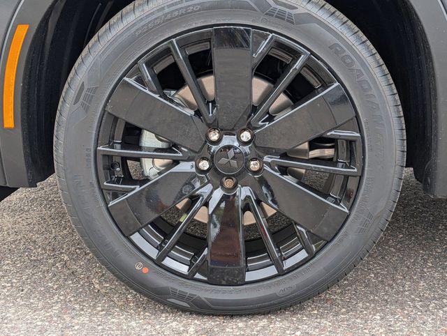 2026 Mitsubishi Outlander LE 1.5T S-AWC
