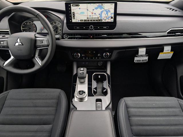2026 Mitsubishi Outlander LE 1.5T S-AWC
