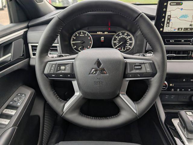 2026 Mitsubishi Outlander LE 1.5T S-AWC