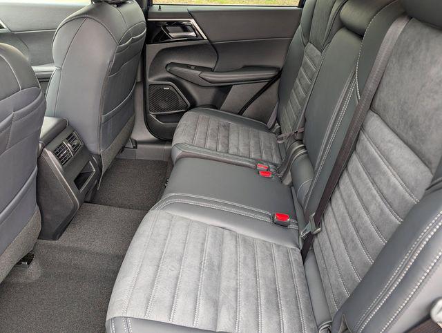 2026 Mitsubishi Outlander SE 1.5T S-AWC