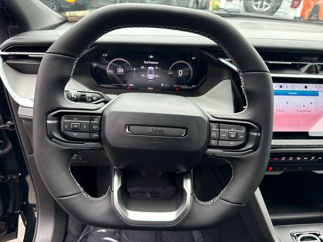 2026 Jeep Cherokee Laredo 4x4