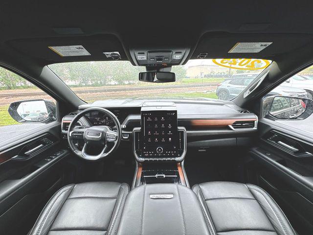 2025 GMC Yukon XL 4WD Denali