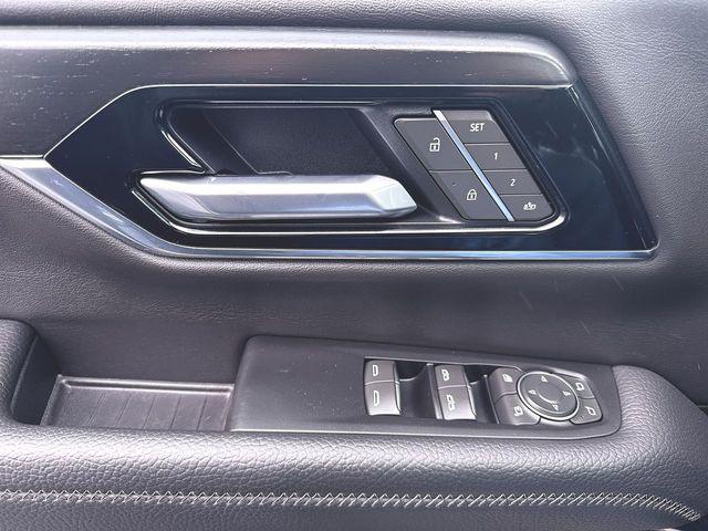 2025 GMC Yukon XL 4WD Denali
