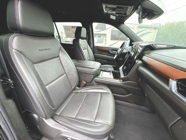 2025 GMC Yukon XL 4WD Denali