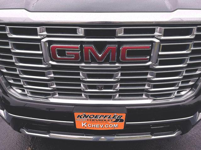 2025 GMC Yukon XL 4WD Denali