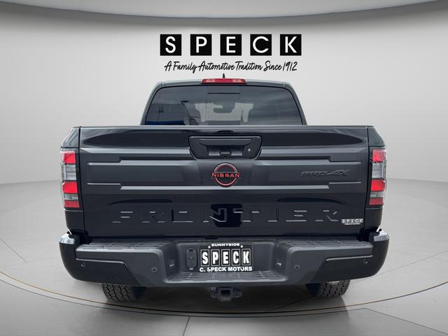 2026 Nissan Frontier Crew Cab Long Bed PRO-4X 4x4