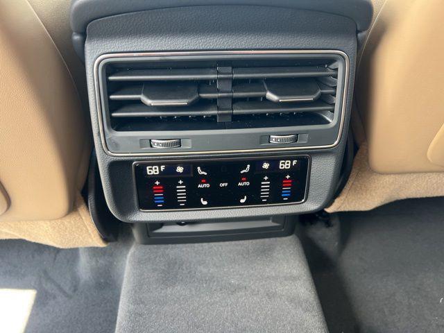 2026 Audi Q7 Premium Plus 45 TFSI quattro tiptronic