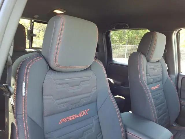 2026 Nissan Frontier Crew Cab PRO-4X 4x4