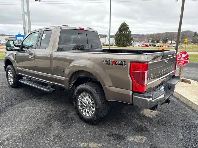 2022 Ford F-350 LARIAT