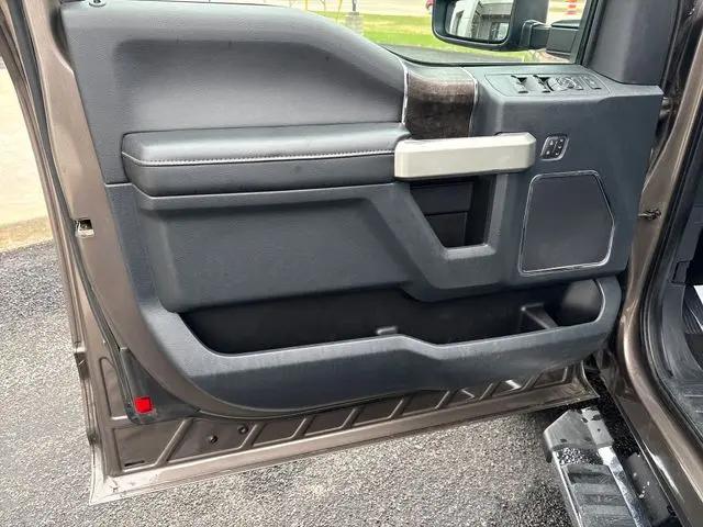 2022 Ford F-350 LARIAT