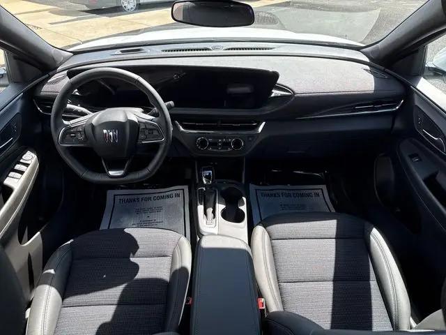 2025 Buick NV Preferred FWD