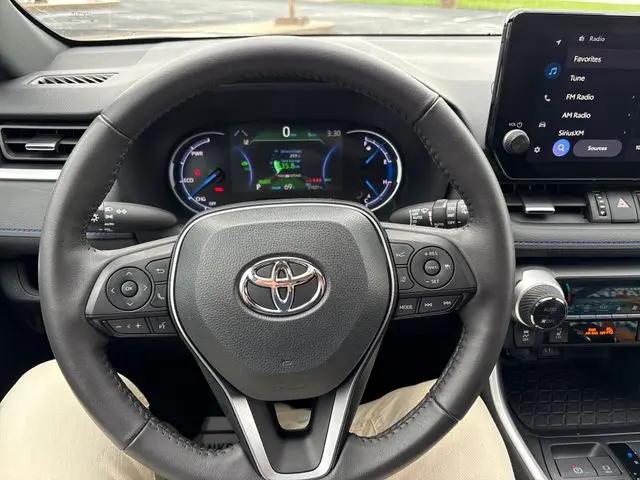 2024 Toyota RAV4 Hybrid XSE
