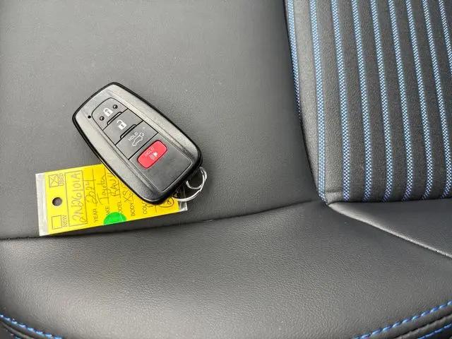 2024 Toyota RAV4 Hybrid XSE
