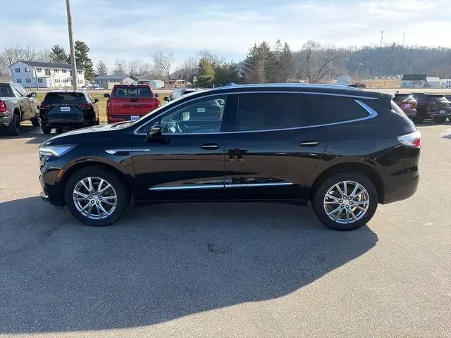 2022 Buick Enclave AWD Essence
