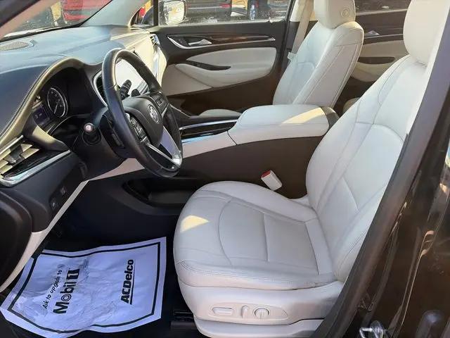 2022 Buick Enclave AWD Essence