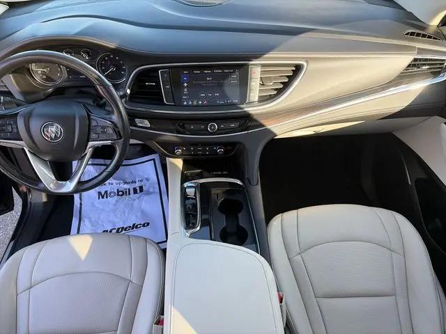 2022 Buick Enclave AWD Essence