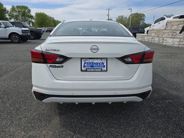 2025 Nissan Altima SV FWD
