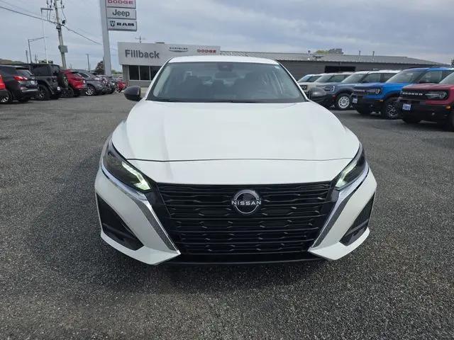 2025 Nissan Altima SV FWD