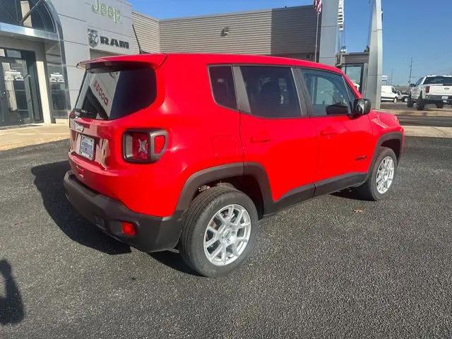 2023 Jeep Renegade Latitude 4x4