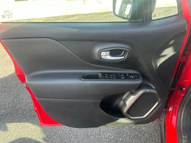 2023 Jeep Renegade Latitude 4x4