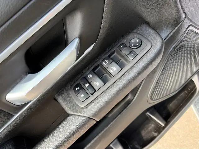 2022 Ram 1500 Big Horn Quad Cab 4x4 6'4" Box