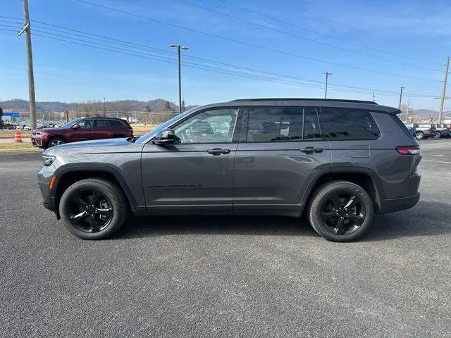 2023 Jeep Grand Cherokee L Altitude 4x4