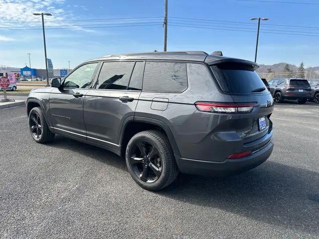 2023 Jeep Grand Cherokee L Altitude 4x4
