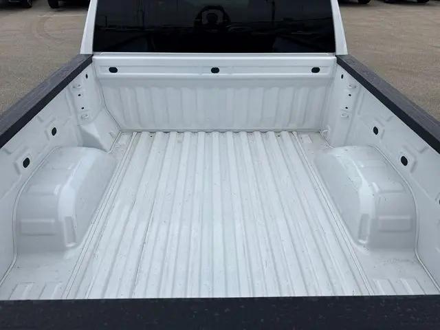 2025 GMC Sierra 1500 4WD Crew Cab Short Box SLT