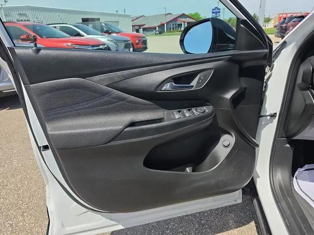 2024 Buick NV Sport Touring FWD