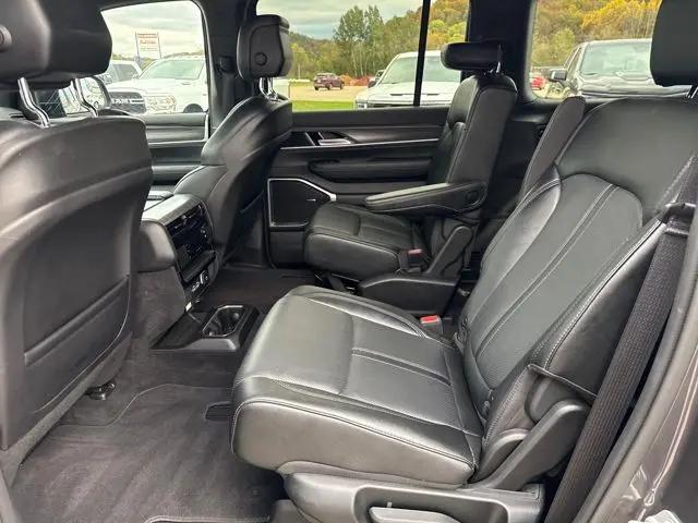 2024 Jeep Wagoneer Series III 4x4