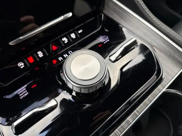 2024 Jeep Wagoneer Series III 4x4