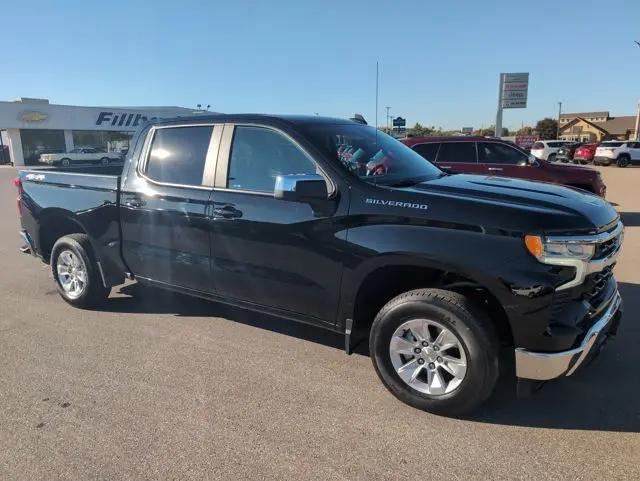2025 Chevrolet Silverado 1500 4WD Crew Cab Standard Bed LT
