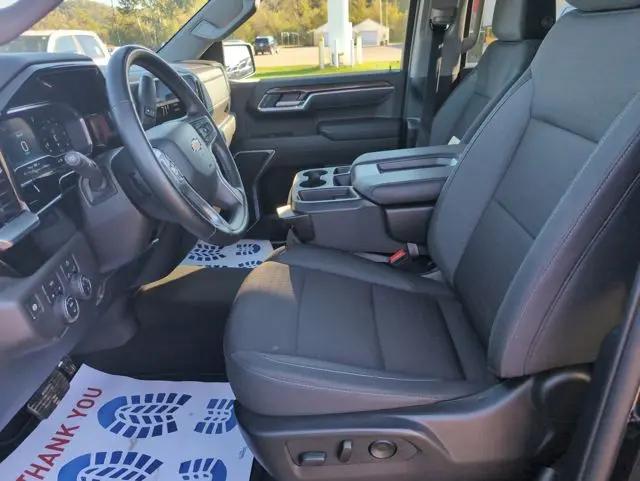 2025 Chevrolet Silverado 1500 4WD Crew Cab Standard Bed LT