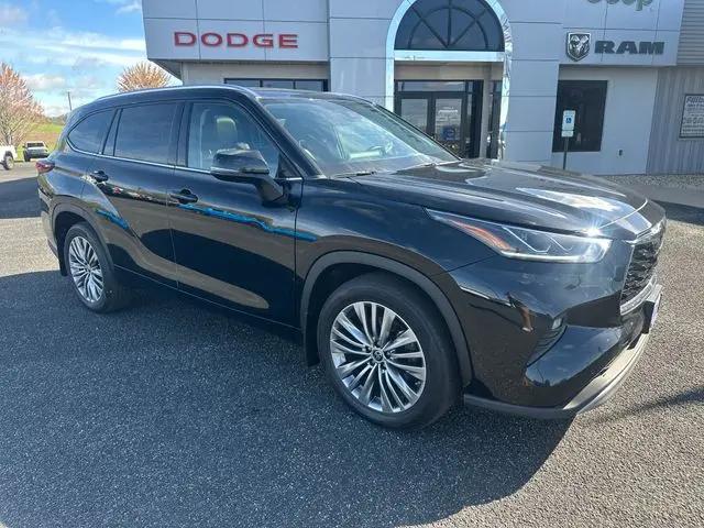 2021 Toyota Highlander Platinum