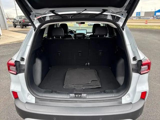 2025 Ford Escape Platinum